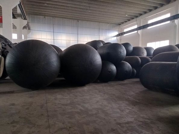 China Qingdao Luhang Marine Airbag and Fender Co., Ltd company profile