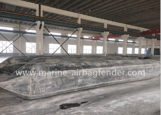 Uso reciclado de lançamento do airbag das embarcações do embarcadouro bens marinhos nos estaleiros