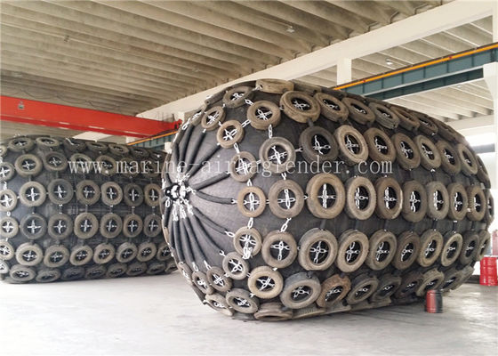 डॉक बंपर पर D3.5m X L6.0m Pneuamtic रबर फेंडर समुद्री तैरते हुए