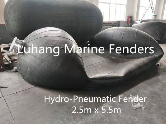 हाइड्रो न्यूमेटिक समुद्री रबड़ फेंडर्स स्लिंग प्रकार 2.5mX5.5m