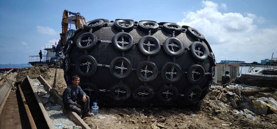 Gemi Yanaşma Koruması İçin 0.05Mpa Yokohama Deniz Çamurlukları