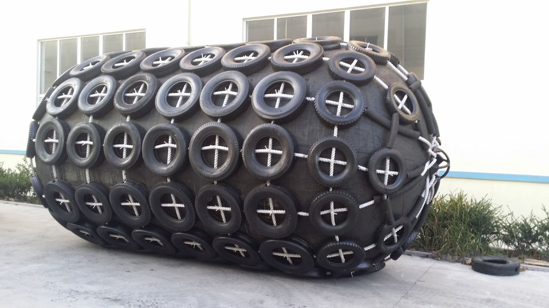 High Performance 2m X 20m Heavy Duty Shipyard Ship Launching / Landing / Lifting / Moving / Salvage Airbag